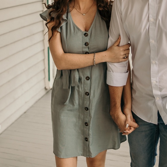 Dresses & Skirts - blue button down dress